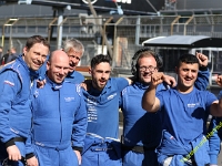 VLN2-2025-305